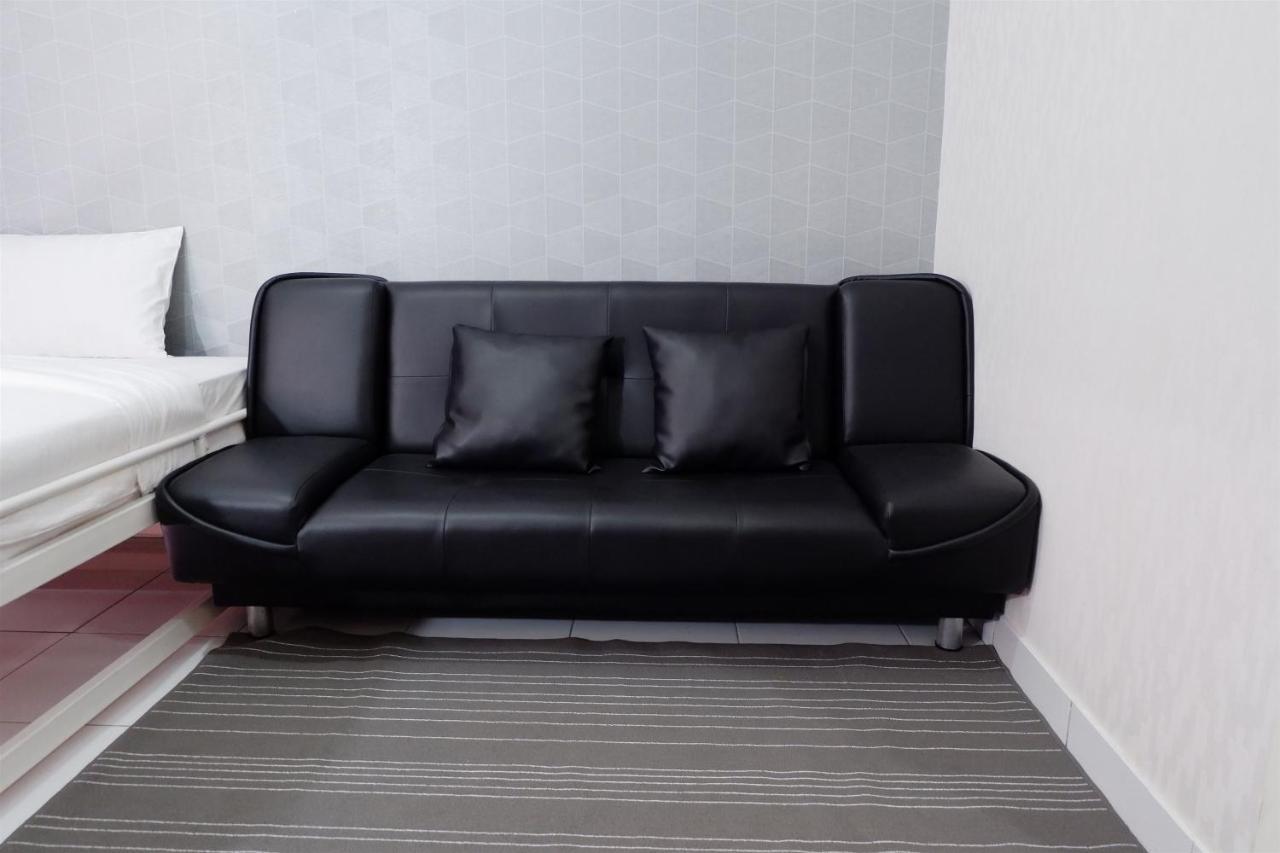 Comfy Studio Casa De Parco Apartment By Travelio Tangerang Bagian luar foto